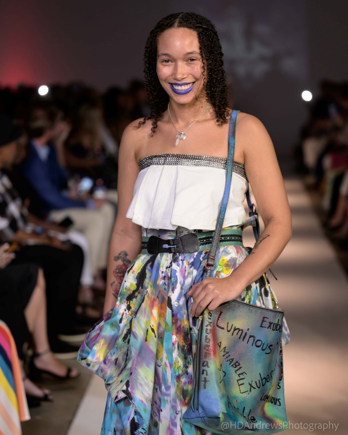 Glorious Collection - TYRA - Unique Custom Threads